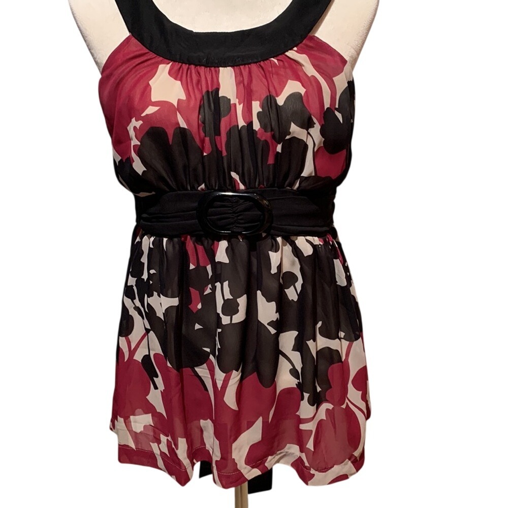 Jonathan Martin, floral top. Sleeveless. Size M.‎ Fully lined. Red/Black